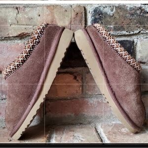 Size 2 little girls slip on brown!!